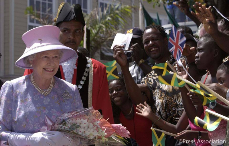 英國女王伊麗莎白二世在位60多年，已經走訪132個國家，2015年9月9日將打破紀錄，成為英國在位最久的君主。圖：翻攝英國王室臉書   