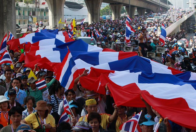 2013年12月23日，泰國大選登記當天，示威者發動抗議包圍首都會場。圖片來源：達志影像/路透社資料照片   