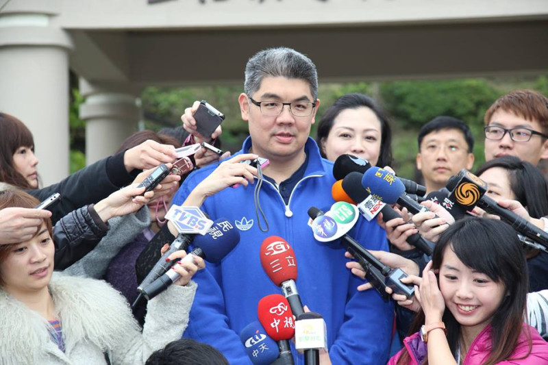 台北市長參選人連勝文對於國民黨內是否進行初選辯論，表示尊重黨協調。圖2之2：林雨佑/攝   