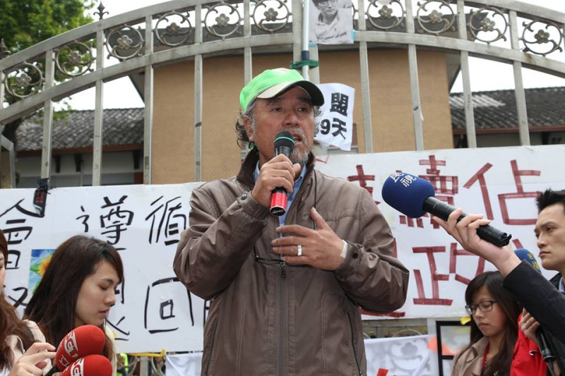 公投盟召集人蔡丁貴表示，方仰寧的女兒如果瞭解的話，應該要要求馬英九向台灣人民以及他的父親道歉才對。圖：林雨佑/攝   