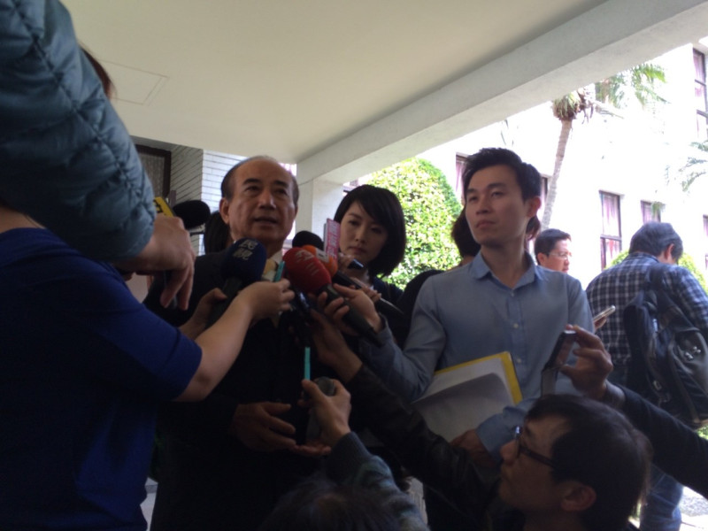 立法院長王金平今(27)天上午接受媒體訪問，黨籍案落幕會不會是選總統的關鍵？他僅表示「謝謝啦，以後再說」。圖：新頭殼資料照片   