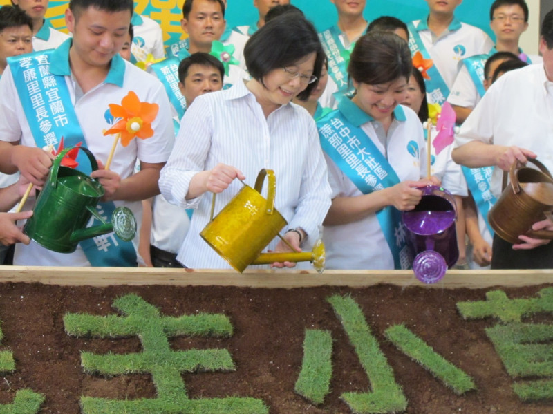 民進黨主席蔡英文9日出席「民主小草，青年參政」活動。圖：林朝億/攝   