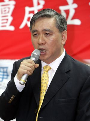 宏仁集團董事長王文洋再被傳出是親民黨主席宋楚瑜的副手人選。圖片來源：中央社   