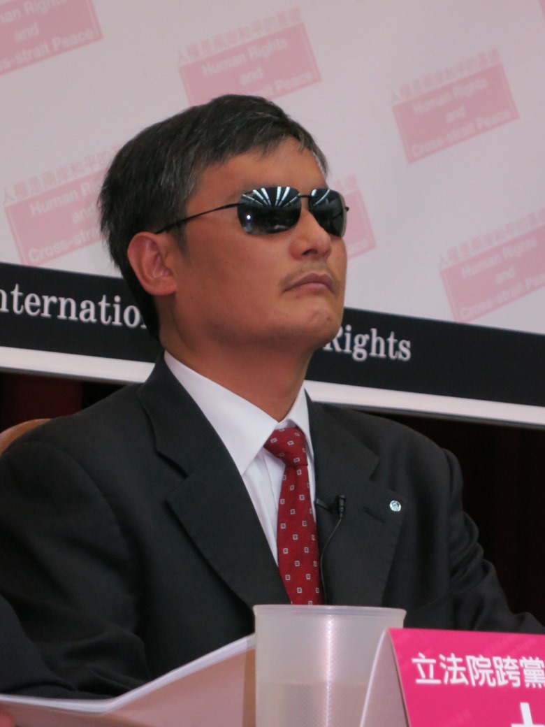 中國盲人律師陳光誠25日在立法院群賢樓發表演講。圖：林朝億/攝影   