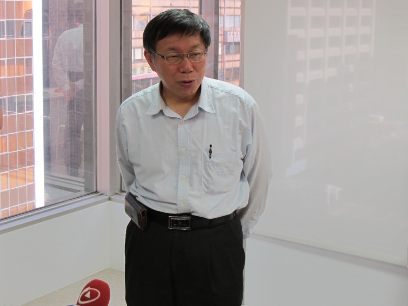 台北市長候選人柯文哲14日表示，未來當然也可以再前往中國訪問。圖：林朝億/攝   