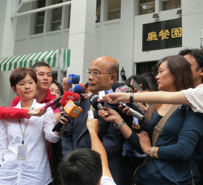 民進黨主席蘇貞昌17日表達不排除上街頭。圖：林朝億/攝   
