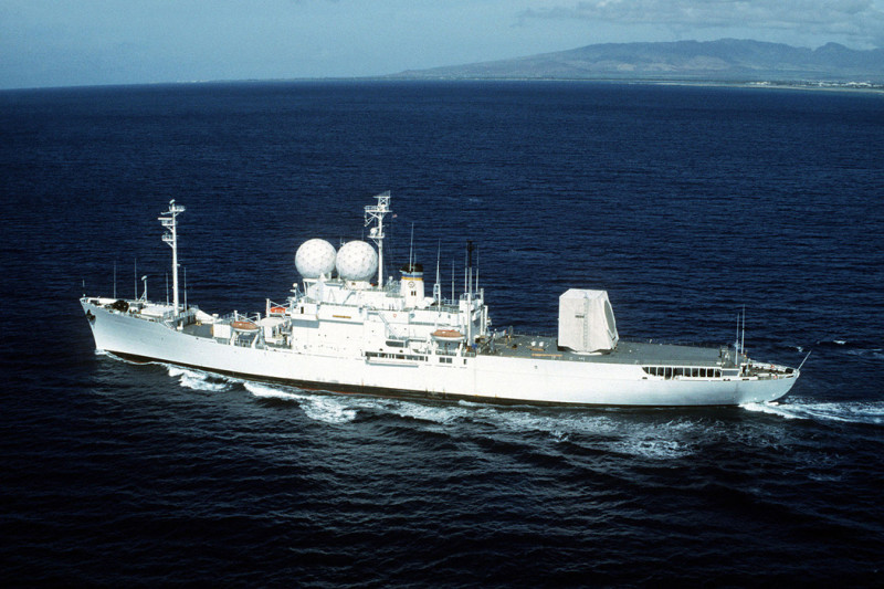 國防部與海巡署昨（16）日出動6艘船艦在我國專屬經濟海域進行聯合海上操演，卻傳出美國海軍派出彈道飛彈觀測艦「觀察島號」（T-AGM-23 Observation Island）在附近徘徊，跟隨我方艦隊達2小時。圖片來源：
翻攝自維基百科   