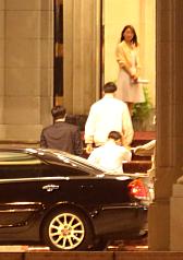 總統馬英九從17日起在總統府邀請黨籍立委餐敘，行政院長江宜樺（中）出席與會，今(23)天則是第3波邀約9名立委。圖：中央社
中央社   
