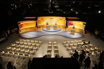 2010年4月25日雙英辯論會場地。照片來源:中央社   