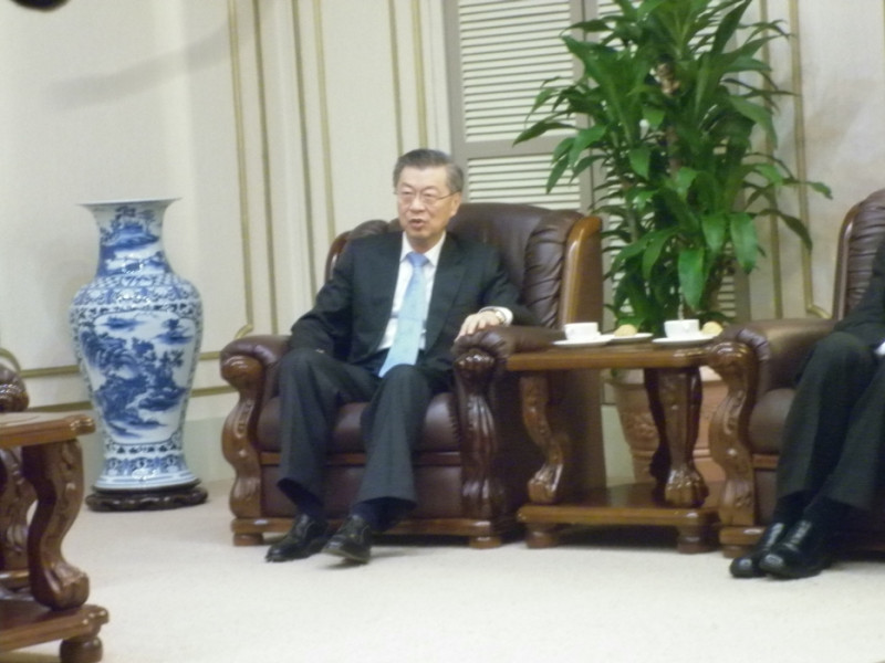 新閣揆陳冲1日表示，馬英九總統在見過美國在台協會理事主席薄瑞光後，曾打電話給他指示重啟美牛談判的議題。圖片：謝莉慧/攝   