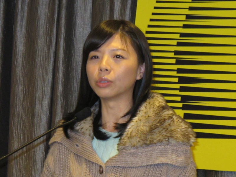 洪仲丘的姐姐洪慈庸高人氣，泛綠選民大多認為民進黨不要提名，而要力挺她參選立委。圖：新頭殼資料照片   