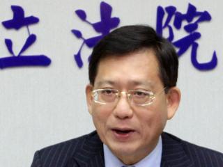 民進黨主席蘇貞昌昨天表示，要在2014年地方選舉時同步舉辦反核四公投。對此，立法院國民黨團書記長吳育昇今(22)日建議國民黨今年就主動出擊，推動核四公投。圖片來源：中央社資料照片   
