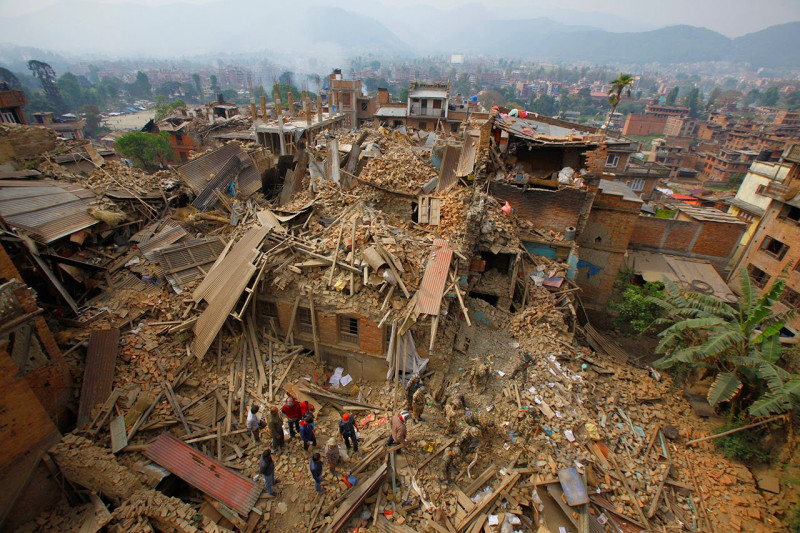 尼泊爾25日發生規模7.8的強烈地震，造成重大傷亡，除了台灣政府之外，台灣企業包括王品、富邦金控，相繼宣布將捐出善款。圖片來源：達志影像/美聯社資料照片   