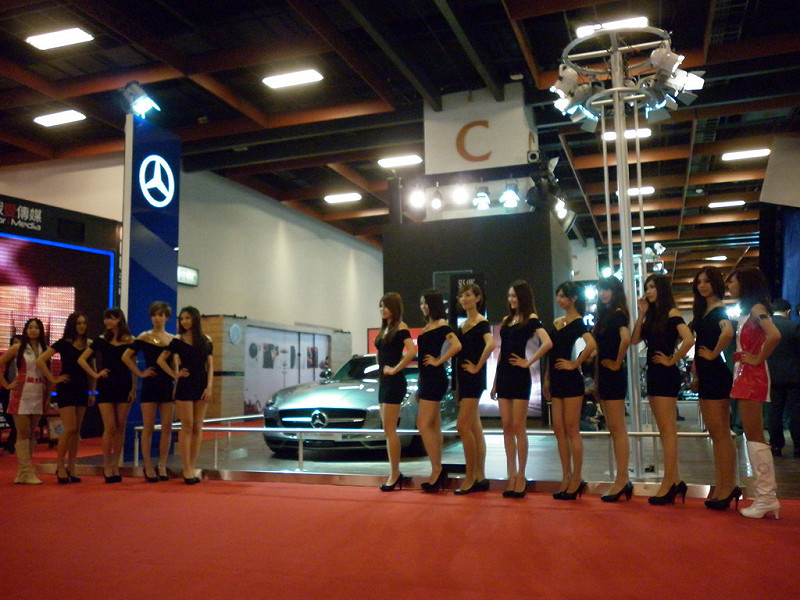 賓士（BENZ）今年參展規模相當龐大，居車展之最。圖片：謝莉慧/攝&nbsp;&nbsp;&nbsp;