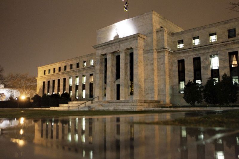 根據華府週三公布的聯邦公開市場委員會（FOMC）10月底的會議記錄，聯準會官員接下來的幾個月內有可能開始縮減購債規模。圖片來源：達志影像/美聯社資料照片。   