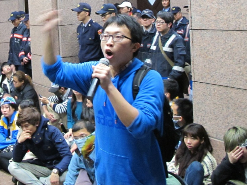 台北地方法院25日凌晨零時，將魏揚無保釋放。圖：新頭殼資料庫   