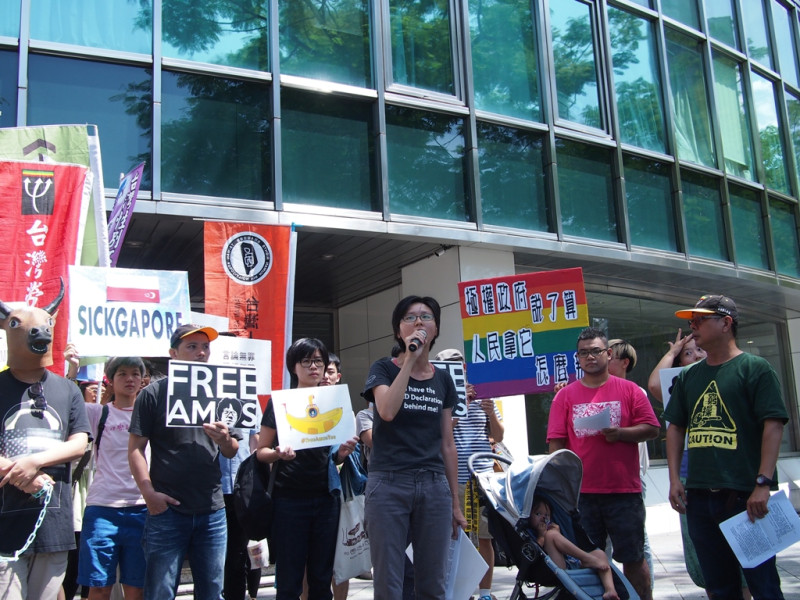 公民團體共同呼籲新加坡政府即刻釋放Amos Yee。圖:何星瑩/攝。   