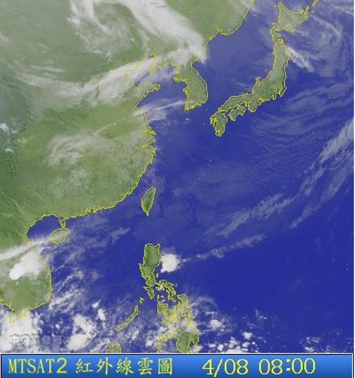 根據中央氣象局本週天氣預報，未來一週天氣或氣溫的變動還是比較快，有時會下短暫陣雨，但也會有空檔。圖為4/08 08:00台灣的衛星雲圖。圖片來源：中央氣象局。   