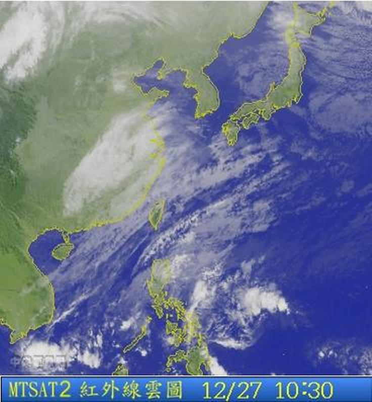 中央氣象局今（27）日表示，今年年底低溫將下探10度、11度左右，跨年將又濕又冷。圖為2012年12月27日上午10:30台灣上空的紅外線衛星雲圖。圖片來源：翻攝自中央氣象局   