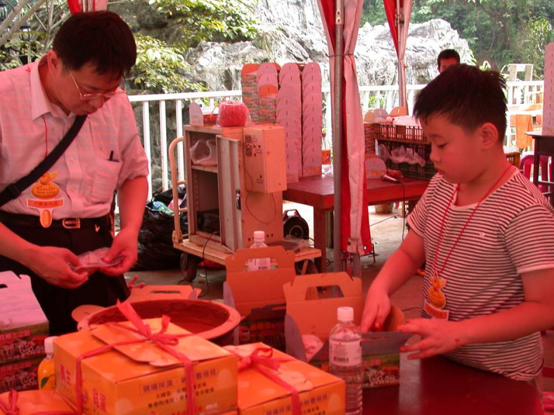 台北市長柯文哲妻子陳佩琪表示，柯文哲具有亞斯伯格症的特質，比較沉迷於自己的專業上。圖：翻攝自陳佩琪臉書   