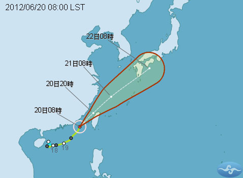 中央氣象局今天說，泰利的強度有減弱趨勢，但其移動速度加快，預計越晚對台灣的影響會越明顯。圖片來源：翻攝自中央氣象局網站。   