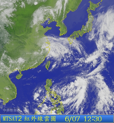 中央氣象局今（7）日表示，明（8）日台灣各地仍為多雲到晴的天氣，僅東部地區有短暫陣雨、西半部局部有午後雷陣雨。圖：翻攝自中央氣象局網站   