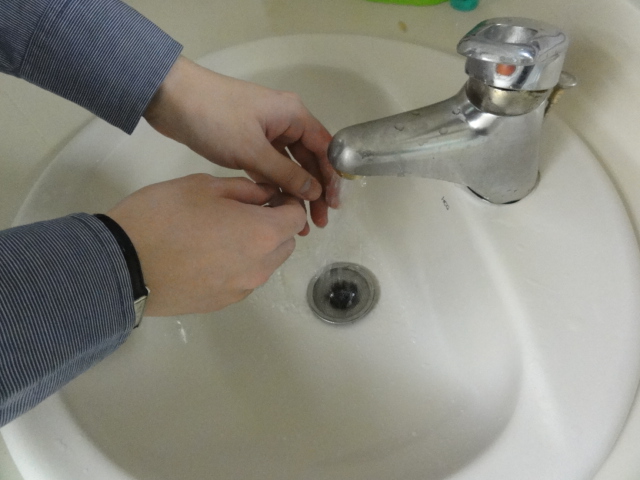 疾管局呼籲民眾要多洗手、注意衛生，避免感染諾羅病毒。圖片：王鼎鈞/攝   