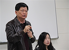 台灣妙管家董事長蔡宗仰今（6）天批評主婦聯盟等團體，對妙管家的產品發布偏頗的調查結果。還以「食用」殘留標準作為依據，有失公允。圖：中央社   