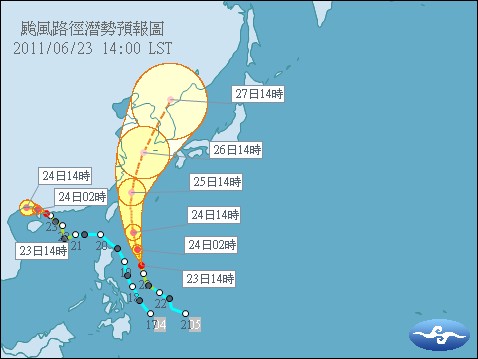 中央氣象局預報中心表示，5號颱風「米雷」正以每小時20公里的速度，朝台灣逼近，如果速度加快、路徑不變，最快在今天晚上到明天清晨就會發布海上颱風警報，而且有可能會增強為中度颱風。圖片來源：中央氣象局   