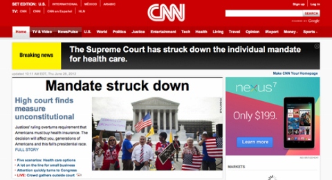 CNN網頁的錯誤標題Mandate struck down，被與1948年的Dewey Defeats Truman劃上等號，都是新聞史上的巨大災難。圖片來源：網路。   