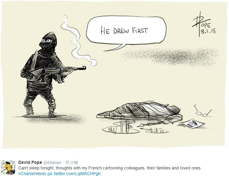 同業畫出蒙面的恐怖份子剛朝《查理周刊》的漫畫家開完槍，歹徒的槍管還冒著煙，但漫畫家已倒臥在血泊當中。圖：翻攝自推特   