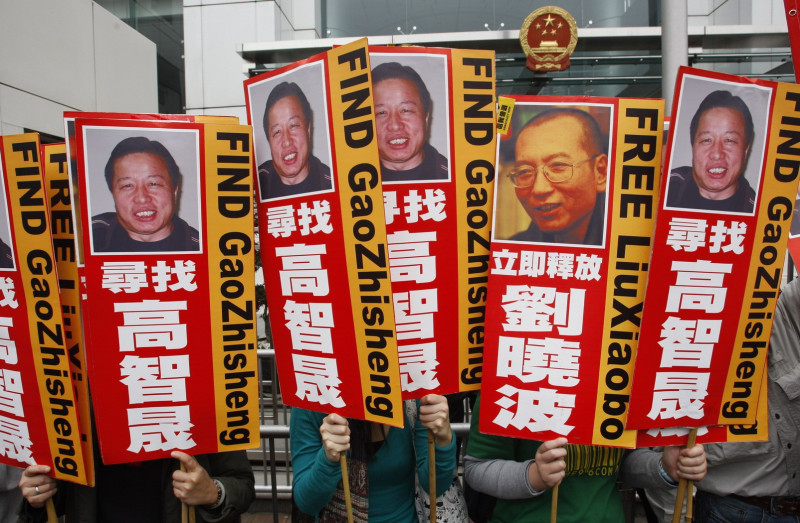 失蹤406天的中國人權律師高智晟，16日中國外交部長楊潔箎透露，他被判刑監禁。這是中國官方首度透露高智晟被判刑。圖片來源：達志影像/美聯社。   