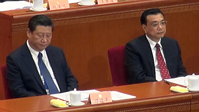 中國國家主席習近平（左）出席全國政協會議，對兩岸關係發表強硬談話。圖：中央社   