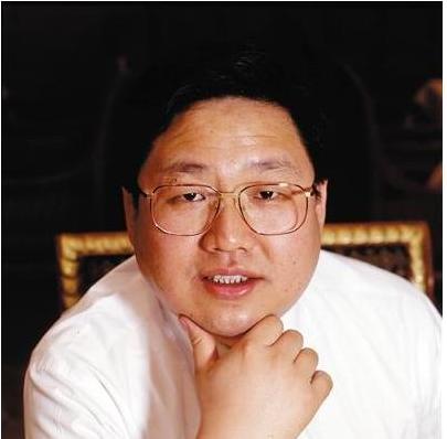 中國貪腐官員、前大連市長薄熙來貪污案金主徐明在獄中猝逝，享年44歲。圖：翻攝《新京報》   