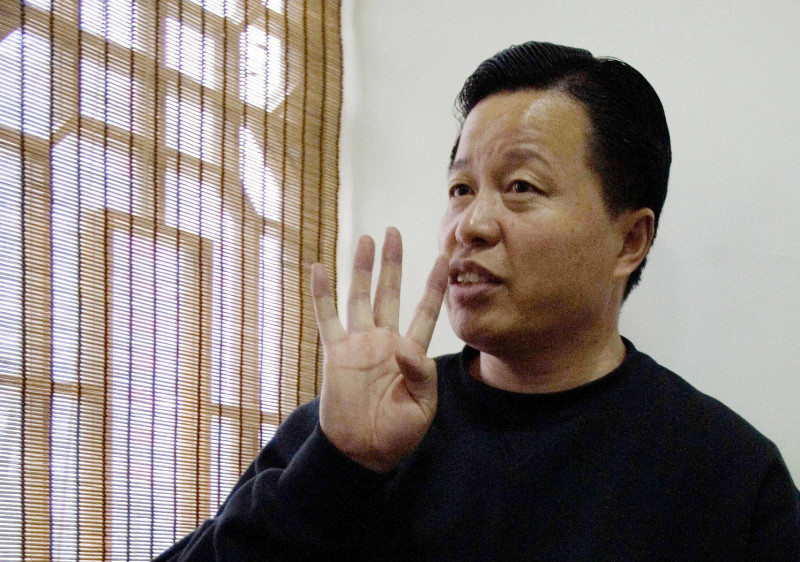 5年緩刑將於下週屆滿的中國維權律師高智晟，突然遭到中國當局撤銷緩刑，再度被關入監獄。圖片來源：達志影像/美聯社。   