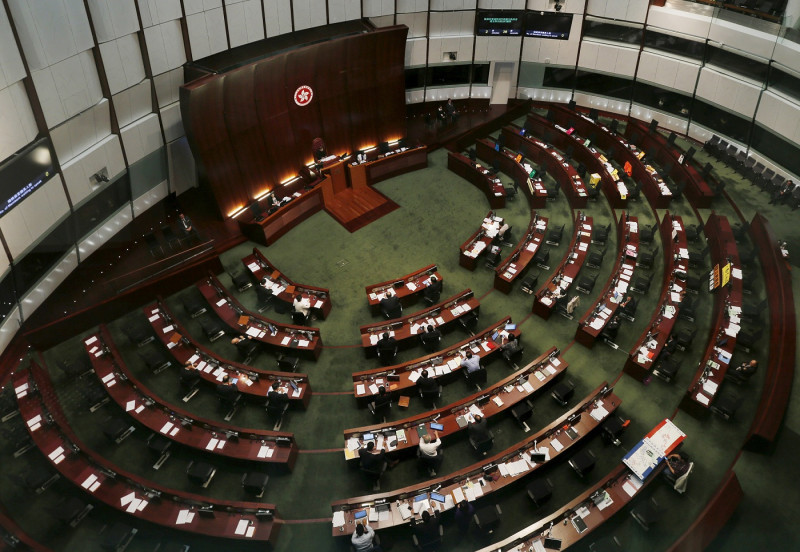 經過20個月的爭論，香港政改表決案18日在立法會遭到否決。圖片來源：達志影像/路透社   