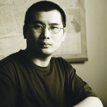 長平，是前中國《南方》報業集團評論員，曾任《南都週刊》副總編輯，也是具相當批判力的資深媒體人。圖片來源：翻攝自網站   
