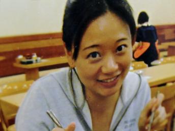 華裔美籍記者陳嘉韻是來自加州的美國公民，中英文流利，是半島電視台英語頻道唯一一位派駐北京的記者。日前卻遭到中國拒發記者證並將其驅逐出境。圖片來源:翻攝自網路   