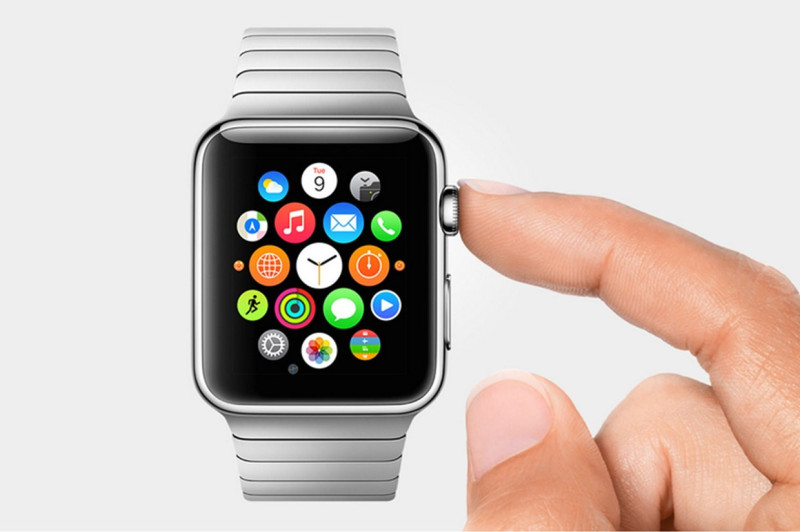 蘋果執行長庫克表示，apple watch將徹底改變人們生活，例如它將取代笨重的汽車鑰匙。圖：翻攝自apple 官網。   