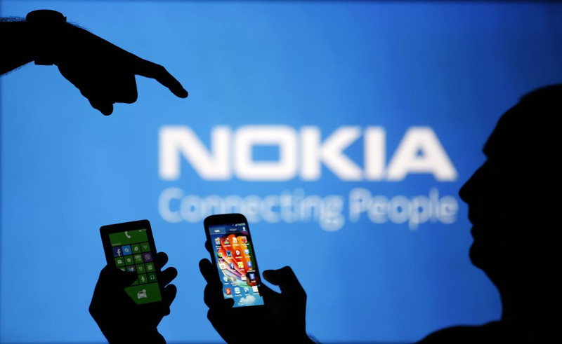 微軟(Microsoft)週一（2日）晚間宣布，將以54.4億歐元（約2134.6億台幣）收購芬蘭手機製造商諾基亞(Nokia)手機業務及專利許可權。圖片來源：達志影像/路透社。   