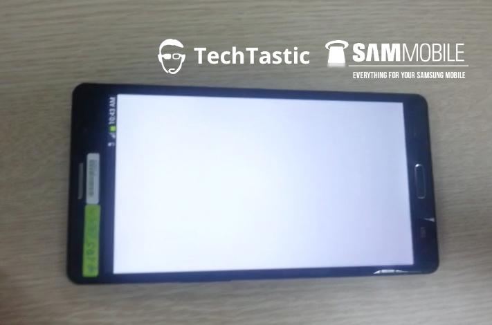 專門曝光三星新機訊息的《SamMobile》網站，日前公布了Galaxy Note 3的全新間諜照，與前一代機種最大不同之處，便是外型改走稜角路線。圖片來源：翻攝自網路   