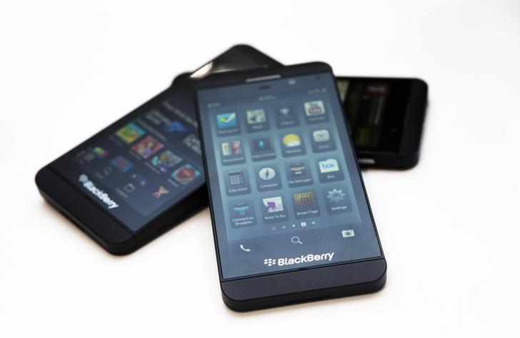 日本媒體今（8）日報導，智慧型手機製造商黑莓公司（BlackBerry）準備推出新款旗艦手機Z10，然而Z10將不會在日本上市，等於宣告將全面退出日本手機市場。圖片來源：達志影像/路透社   