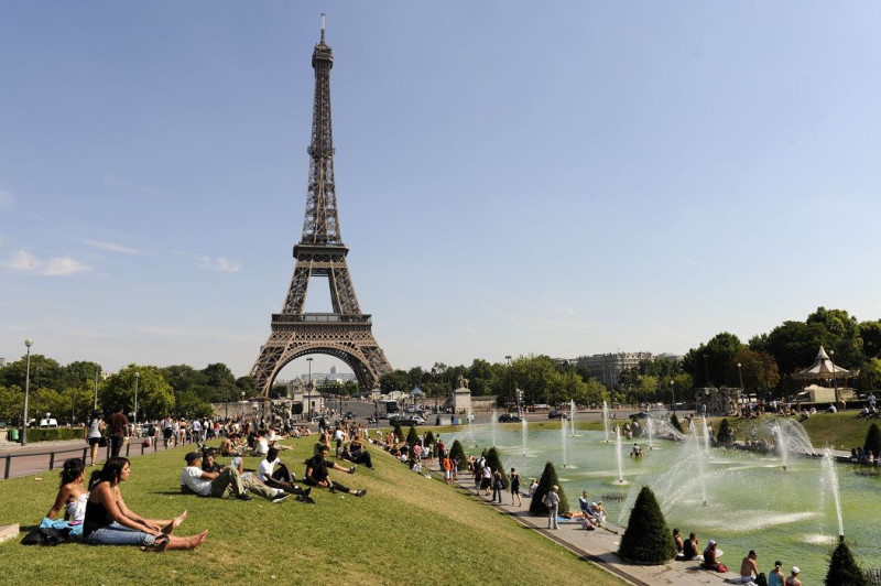 巴黎近年來霾害嚴重，今年3月的空氣監測數據顯示，巴黎的空氣品質創下有史以來最差紀錄。圖片來源：達志影像/路透社資料照片   