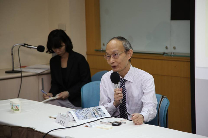日本環境經濟研究所長、交通權學會副會長上岡直見（右）今（22）日指出，根據他的計算，台灣若發生核災後要疏散居民是很明顯不可能。圖2之1：林雨佑/攝   