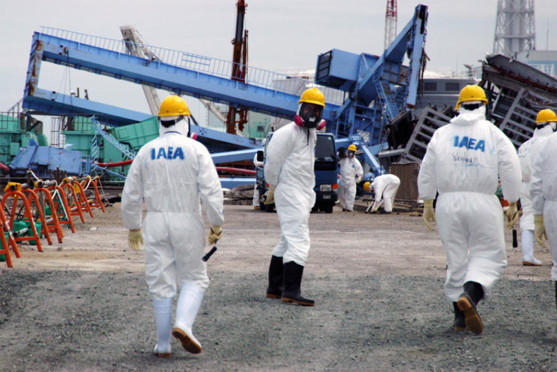 國際原子能總署(IAEA)審查小組在此期間分別與日本經濟產業省、東京電力公司以及日本原子能規範委員會的官員進行了會晤和諮商，並親自前往發生核洩漏事故的核電廠視察，以收集報廢機組退役工作的第一手資料。圖片來源：聯合國新聞中心   