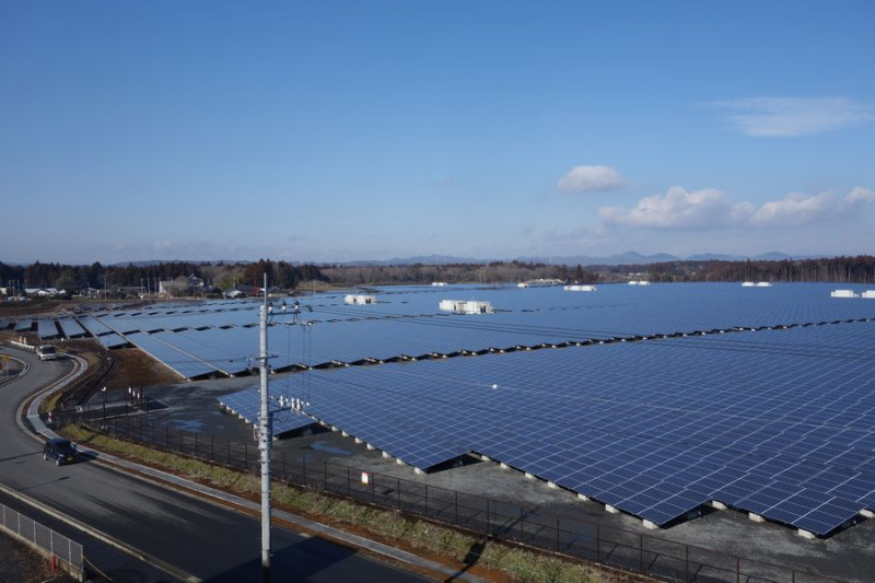 日本水戶太陽能發電站占地廣大，發電量驚人。圖：翻攝網路   